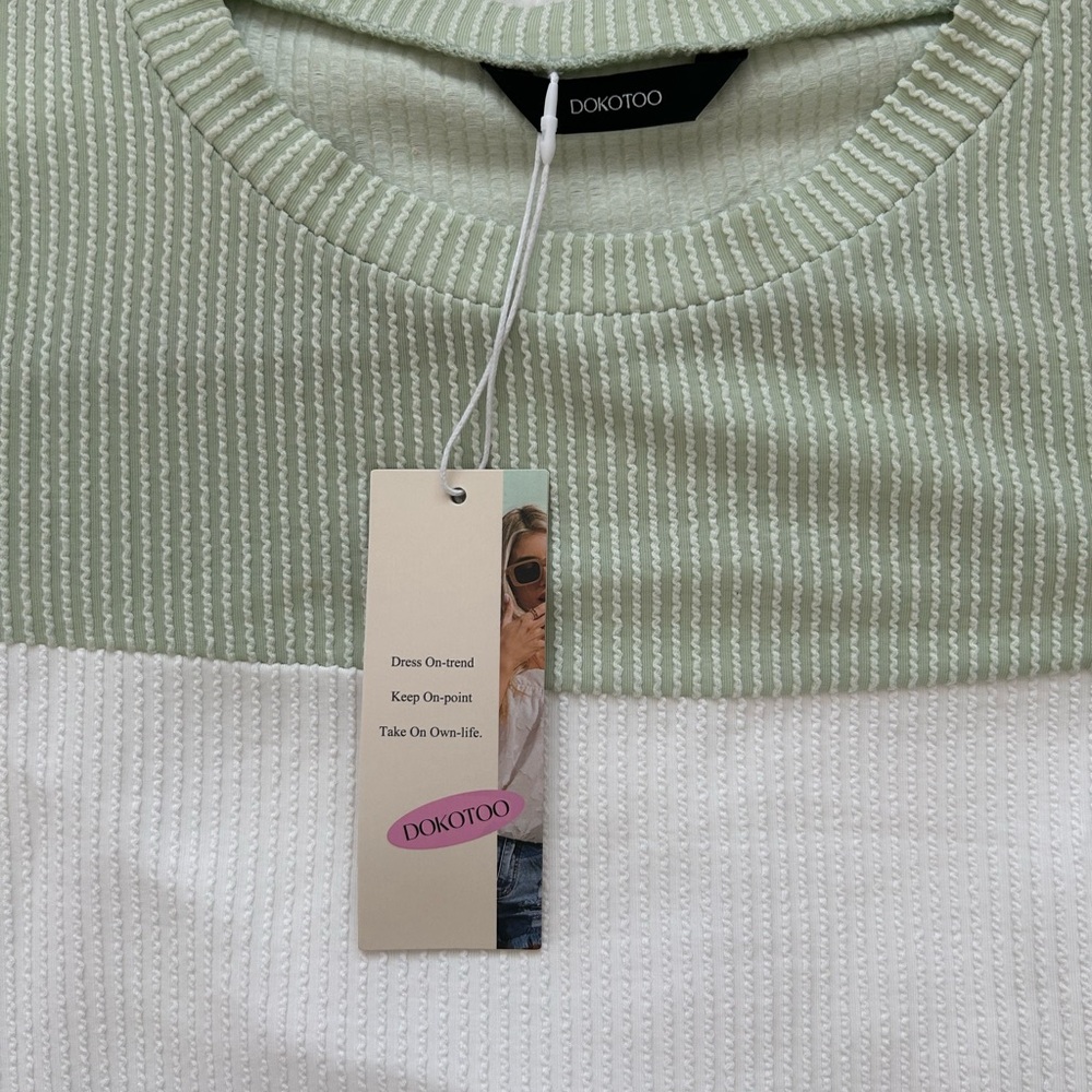 Colorblock Ribbed Short Sleeve Top - Picture 2 of 3
